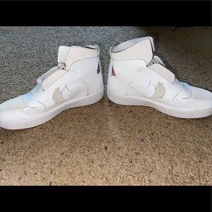 Nike Womens Vandalized LX